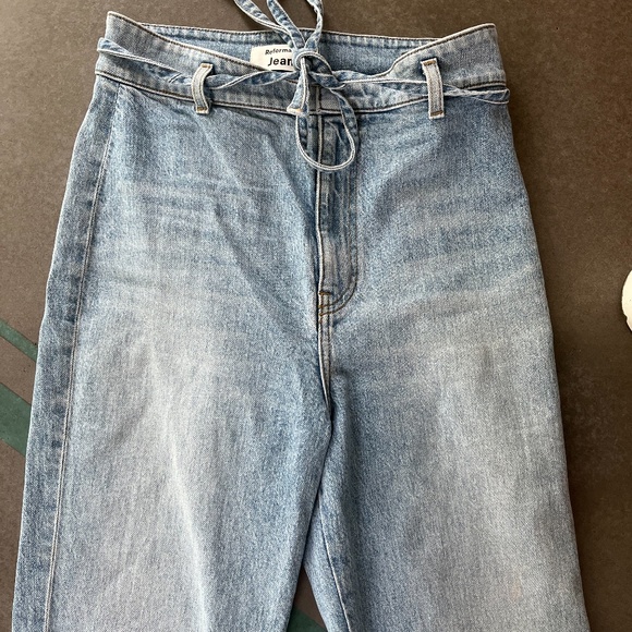 Reformation Vickie jean Size 28 - Picture 4 of 5